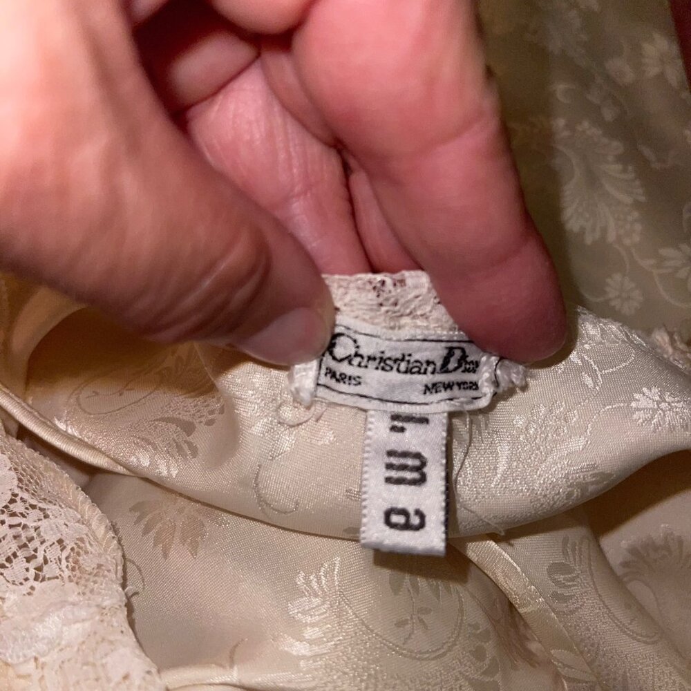 Christian Dior Vintage Womens Top Size Small Cream Camisole Embossed Satin Lace - Picture 3 of 9